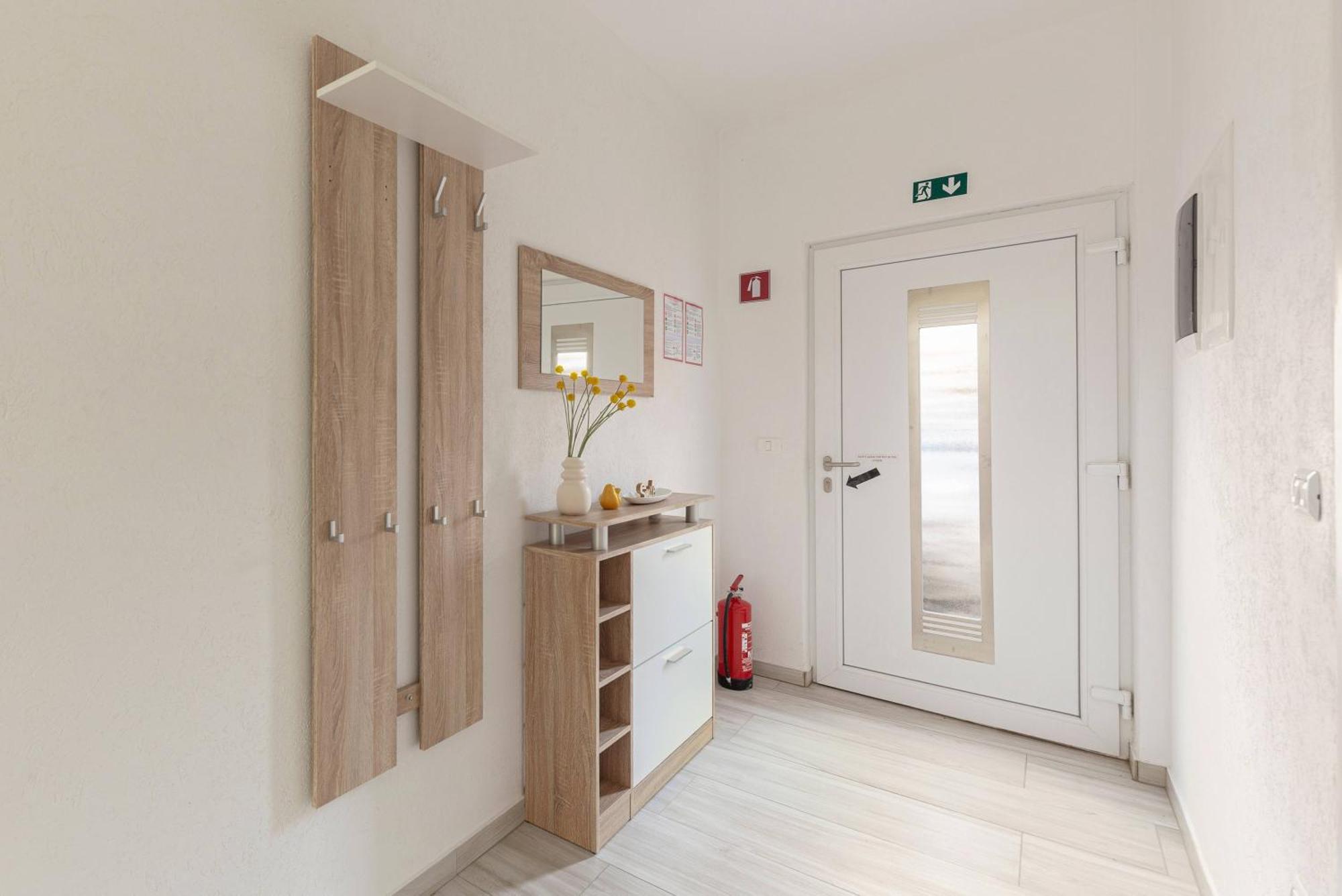 Апартаменты Apartma Zan Smarje  Экстерьер фото